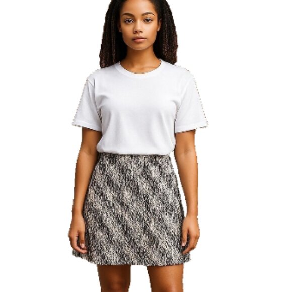 Pencil Skirt Size Medium NEW Black/White Geometric Design Zip up Short - Picture 3 of 6